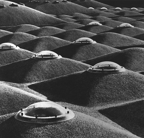 Mái với cửa sổ lấy sáng tạo ra những hiệu ứng đa dạng bên trong nội thất