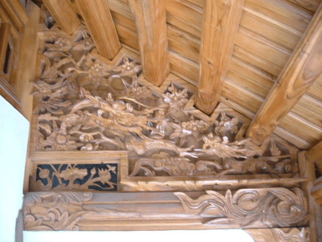 Chạm khắc lộng lèo trên kết cấu gỗ thế hệ mới