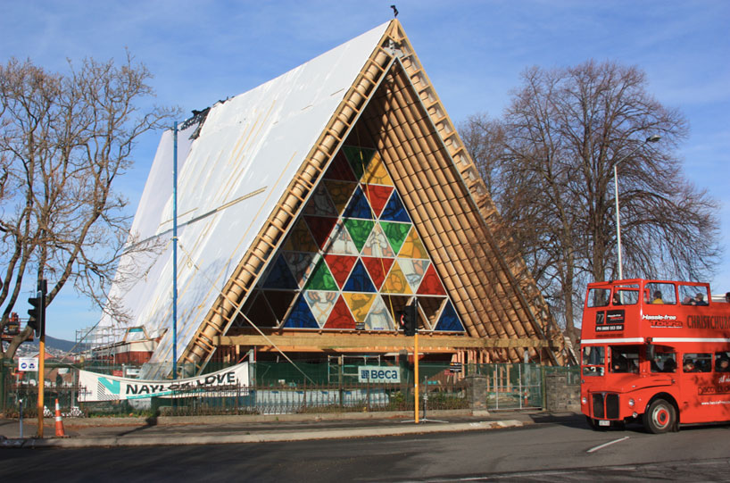 shigeru-ban-cardboard-christchurch-cathedral-complete-designboom