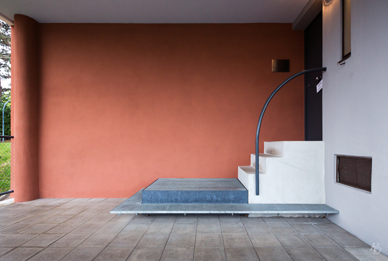 5318d117c07a802c27000150_ad-classics-weissenhof-siedlung-houses-14-and-15-le-corbusier-and-pierre-jeanneret_03_hb_7102